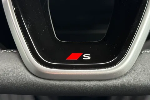  Audi Q6 E-Tron 100kWh S line Sportback Auto quattro 5dr Thumbnail #42