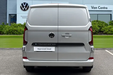 4 of 43 for VOLKSWAGEN TRANSPORTER 100kW 65kWh Commerce Pro Van Auto