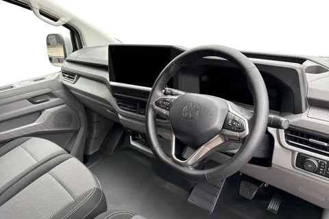 13 of 43 for VOLKSWAGEN TRANSPORTER 100kW 65kWh Commerce Pro Van Auto