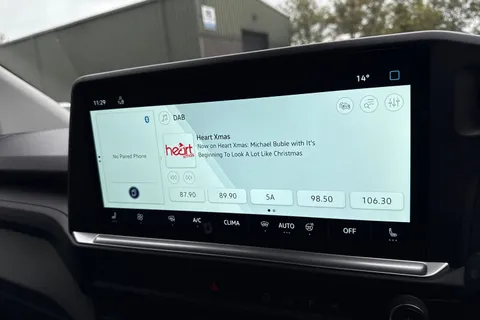 31 of 43 for VOLKSWAGEN TRANSPORTER 100kW 65kWh Commerce Pro Van Auto