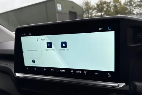 32 of 43 for VOLKSWAGEN TRANSPORTER 100kW 65kWh Commerce Pro Van Auto