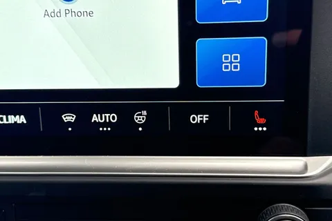 34 of 43 for VOLKSWAGEN TRANSPORTER 100kW 65kWh Commerce Pro Van Auto