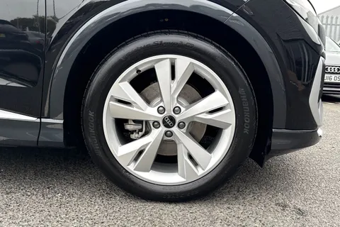 Audi Q4 e-tron 35 S line Auto 5dr 55kWh Thumbnail #11