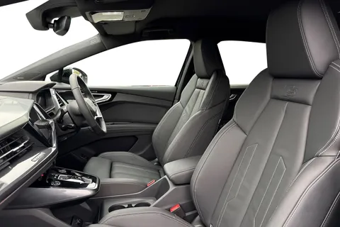 Audi Q4 e-tron 35 S line Auto 5dr 55kWh Thumbnail #16