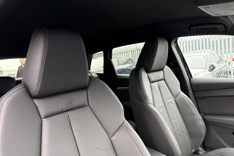 Audi Q4 e-tron 35 S line Auto 5dr 55kWh Thumbnail #24