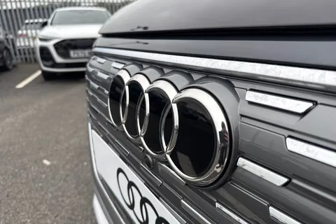 Audi Q4 e-tron 35 S line Auto 5dr 55kWh Thumbnail #25