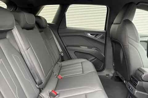 Audi Q4 e-tron 35 S line Auto 5dr 55kWh Thumbnail #39