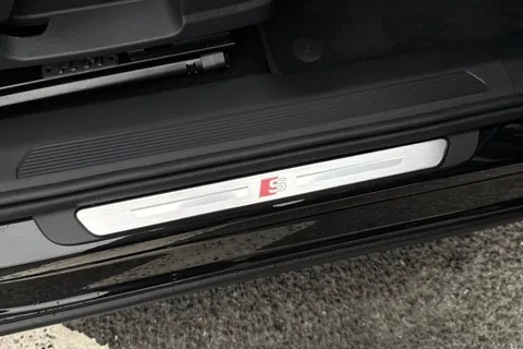 Audi Q4 e-tron 35 S line Auto 5dr 55kWh Thumbnail #45