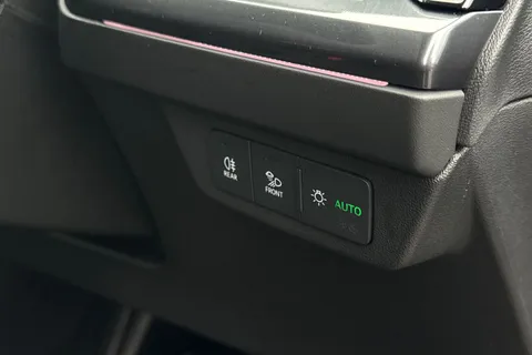 Audi Q4 e-tron 35 S line Auto 5dr 55kWh Thumbnail #47