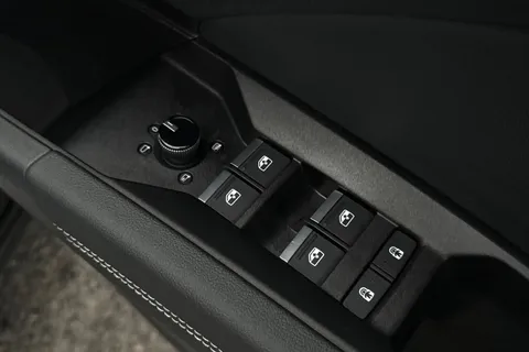 Audi Q4 e-tron 35 S line Auto 5dr 55kWh Thumbnail #49