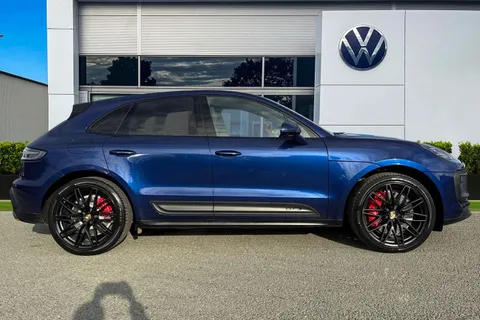DT73ZFN Porsche Macan 2.9T V6 GTS SUV 5dr Petrol PDK 4WD Euro 6 (s/s) (440 ps) Thumbnail #4