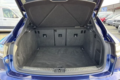 DT73ZFN Porsche Macan 2.9T V6 GTS SUV 5dr Petrol PDK 4WD Euro 6 (s/s) (440 ps) Thumbnail #8