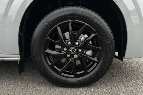 DE75SXR Volkswagen Transporter T32 Panel Van Commerce Pro SWB 170PS TDi 8 Sp Auto - Delivery Miles Thumbnail #10