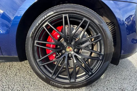 DT73ZFN Porsche Macan 2.9T V6 GTS SUV 5dr Petrol PDK 4WD Euro 6 (s/s) (440 ps) Thumbnail #11