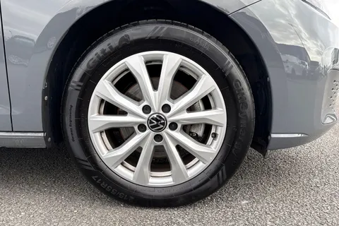 DG74CZS Volkswagen Caddy Maxi 2.0 TDI 122 Life 5dr DSG Thumbnail #11