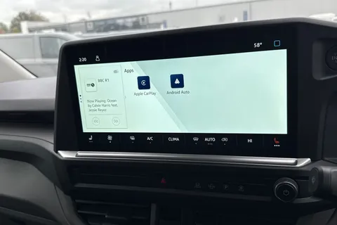 MF75FNU Volkswagen Transporter T32 Panel Van Commerce Pro SWB 170 PS 2.0 TDI 8sp Automatic Thumbnail #12