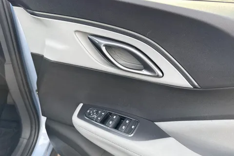 DG25PWY BYD Dolphin Surf 43.2kWh Boost Auto 5dr Thumbnail #18