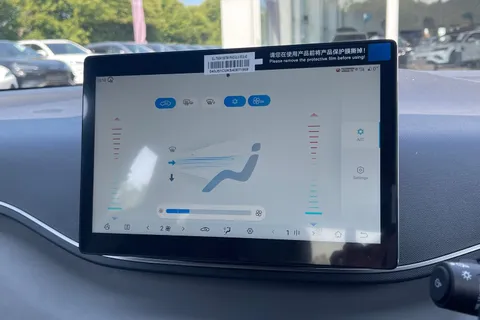 BYD Dolphin Surf 43.2kWh Boost Auto 5dr Thumbnail #19