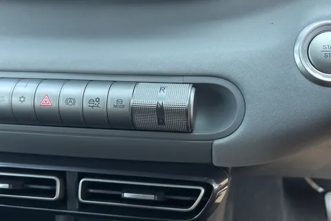 BYD Dolphin Surf 43.2kWh Boost Auto 5dr Thumbnail #20