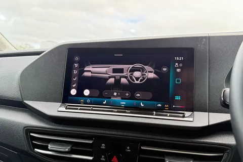 DG74CZS Volkswagen Caddy Maxi 2.0 TDI 122 Life 5dr DSG Thumbnail #23