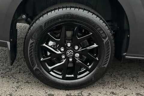 MF75FNU Volkswagen Transporter T32 Panel Van Commerce Pro SWB 170 PS 2.0 TDI 8sp Automatic Thumbnail #23