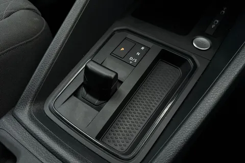 DG74CZS Volkswagen Caddy Maxi 2.0 TDI 122 Life 5dr DSG Thumbnail #24