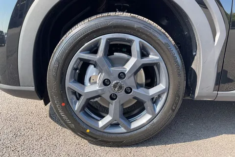 BYD Dolphin Surf 43.2kWh Boost Auto 5dr Thumbnail #24