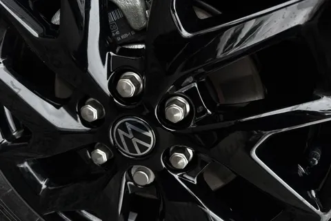 MF75FNU Volkswagen Transporter T32 Panel Van Commerce Pro SWB 170 PS 2.0 TDI 8sp Automatic Thumbnail #26