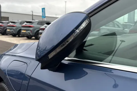  Volkswagen Golf 1.5 TSI eHybrid 19.7kWh Style DSG Euro 6 (s/s) 5dr Thumbnail #27