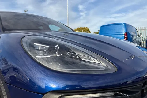 DT73ZFN Porsche Macan 2.9T V6 GTS SUV 5dr Petrol PDK 4WD Euro 6 (s/s) (440 ps) Thumbnail #31