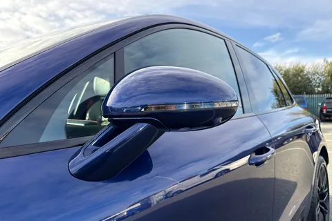 DT73ZFN Porsche Macan 2.9T V6 GTS SUV 5dr Petrol PDK 4WD Euro 6 (s/s) (440 ps) Thumbnail #33