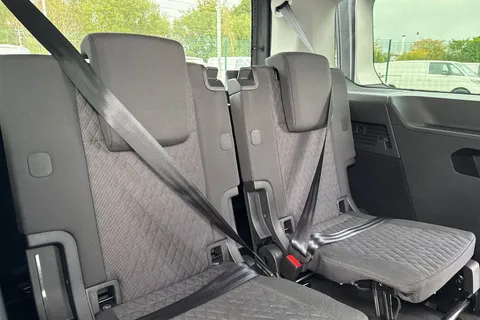 DG74CZS Volkswagen Caddy Maxi 2.0 TDI 122 Life 5dr DSG Thumbnail #36