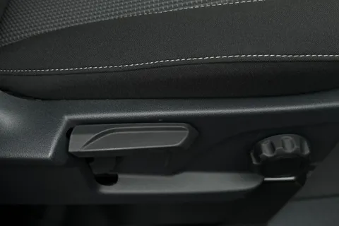 MF75FNU Volkswagen Transporter T32 Panel Van Commerce Pro SWB 170 PS 2.0 TDI 8sp Automatic Thumbnail #36