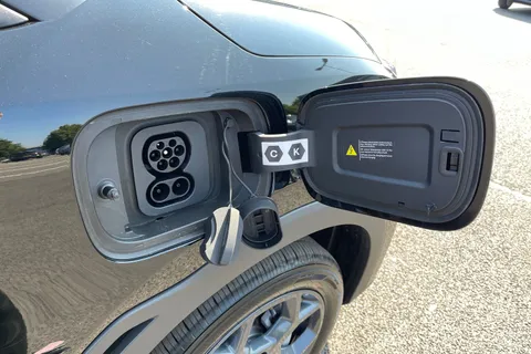 BYD Dolphin Surf 43.2kWh Boost Auto 5dr Thumbnail #37