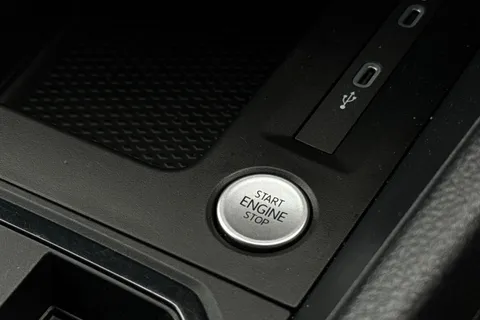 DG74CZS Volkswagen Caddy Maxi 2.0 TDI 122 Life 5dr DSG Thumbnail #40