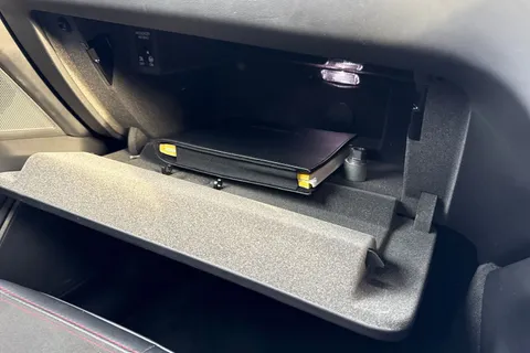 DT73ZFN Porsche Macan 2.9T V6 GTS SUV 5dr Petrol PDK 4WD Euro 6 (s/s) (440 ps) Thumbnail #46