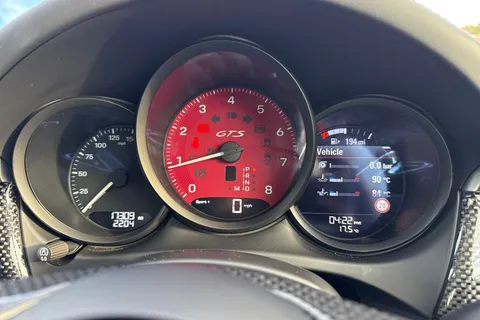 DT73ZFN Porsche Macan 2.9T V6 GTS SUV 5dr Petrol PDK 4WD Euro 6 (s/s) (440 ps) Thumbnail #48