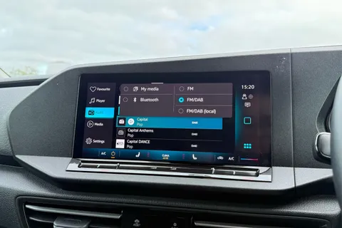 DG74CZS Volkswagen Caddy Maxi 2.0 TDI 122 Life 5dr DSG Thumbnail #50