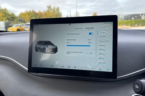 DG25PWY BYD Dolphin Surf 43.2kWh Boost Auto 5dr Thumbnail #51