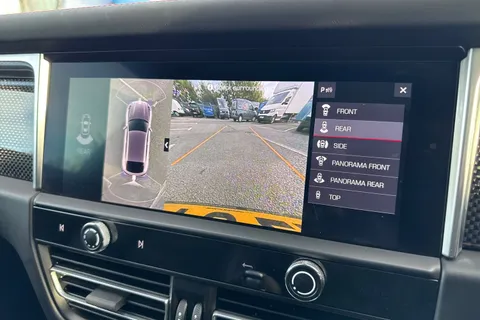 DT73ZFN Porsche Macan 2.9T V6 GTS SUV 5dr Petrol PDK 4WD Euro 6 (s/s) (440 ps) Thumbnail #53