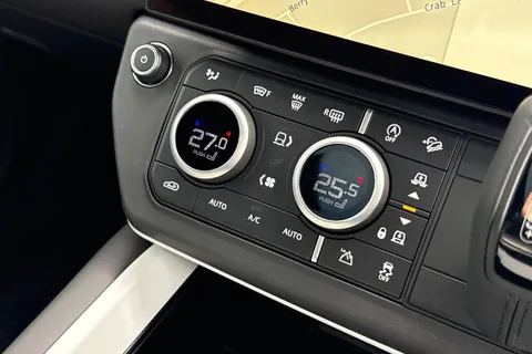  Land Rover Defender 110 3.0 D250 MHEV X-Dynamic HSE Auto 4WD Euro 6 (s/s) 5dr Thumbnail #20