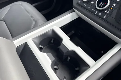  Land Rover Defender 110 3.0 D250 MHEV X-Dynamic HSE Auto 4WD Euro 6 (s/s) 5dr Thumbnail #36