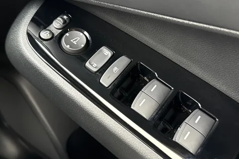 RA74LFN Honda HR-V 1.5 eHEV Advance Style 5dr CVT Thumbnail #43