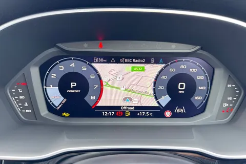 DH25ADX Audi Q3 1.5 TFSI CoD 35 Black Edition S Tronic Euro 6 (s/s) 5dr Thumbnail #29