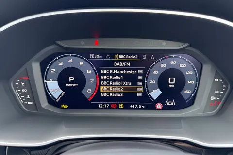 DH25ADX Audi Q3 1.5 TFSI CoD 35 Black Edition S Tronic Euro 6 (s/s) 5dr Thumbnail #31