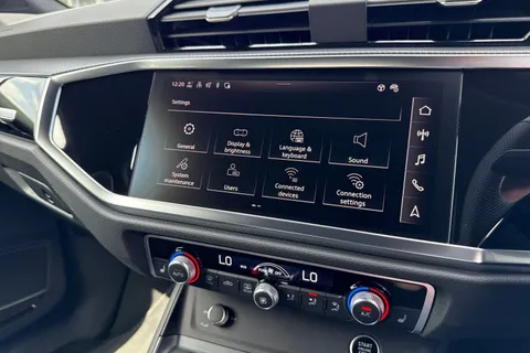 DH25ADX Audi Q3 1.5 TFSI CoD 35 Black Edition S Tronic Euro 6 (s/s) 5dr Thumbnail #49