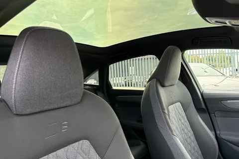  Audi A6 Saloon 2.0 e-hybrid 25.9kWh Edition 1 S Tronic quattro Euro 6 (s/s) 4dr Thumbnail #24