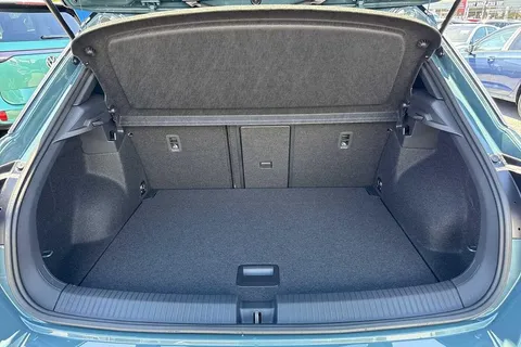 CY25BVX Volkswagen T-Roc 2.0 TDI 150 EVO R-Line 5dr DSG ⭐18' Nevada Alloys⭐ Thumbnail #10