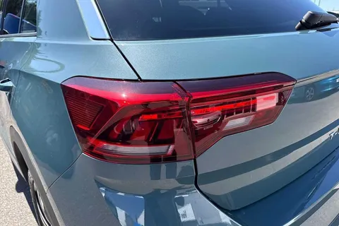 CY25BVX Volkswagen T-Roc 2.0 TDI 150 EVO R-Line 5dr DSG ⭐18' Nevada Alloys⭐ Thumbnail #31