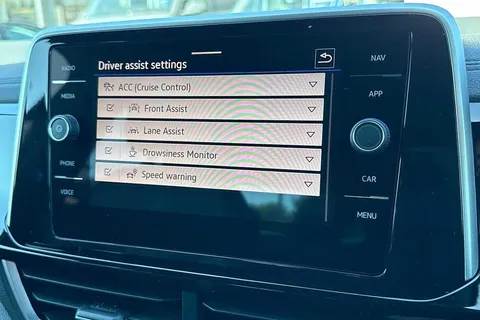 CY25BVX Volkswagen T-Roc 2.0 TDI 150 EVO R-Line 5dr DSG ⭐18' Nevada Alloys⭐ Thumbnail #54